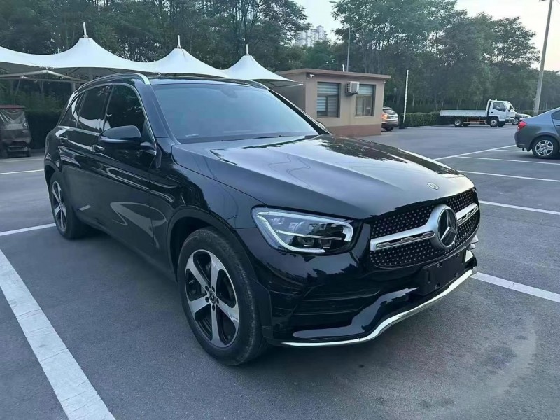 济宁22年奔驰GLC2