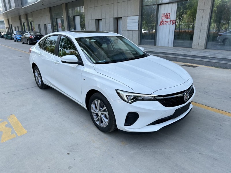 济宁24年别克威朗3