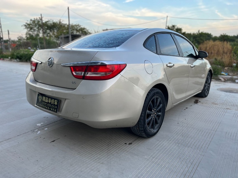 汕头11年别克英朗9