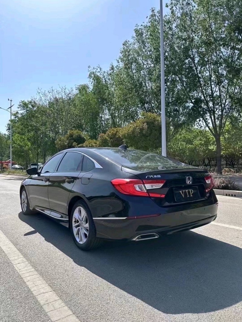 枣庄18年本田雅阁9