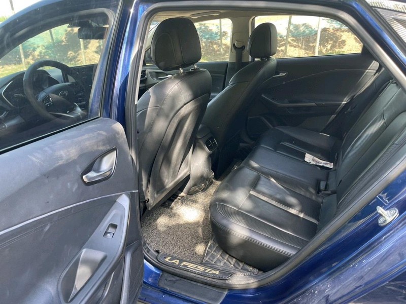 新乡19年现代菲斯塔8