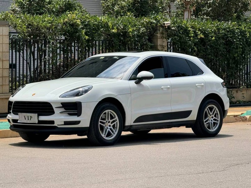 昆明20年保時捷Macan4