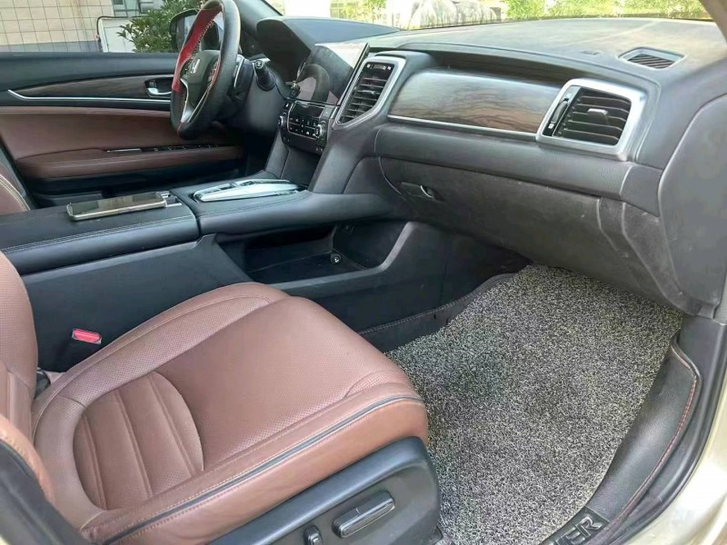 宿迁17年本田URV5