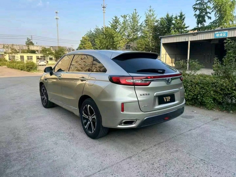 宿迁17年本田URV8