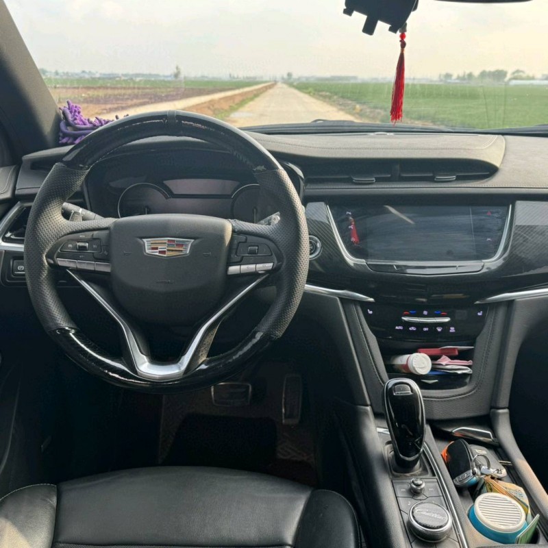 新鄉20年凱迪拉克XT64