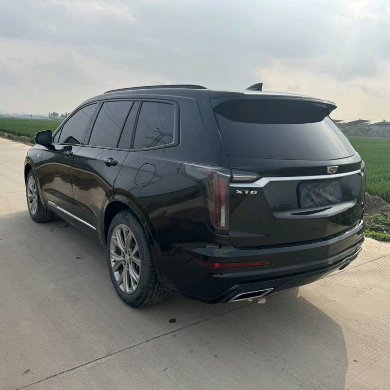 新鄉20年凱迪拉克XT68