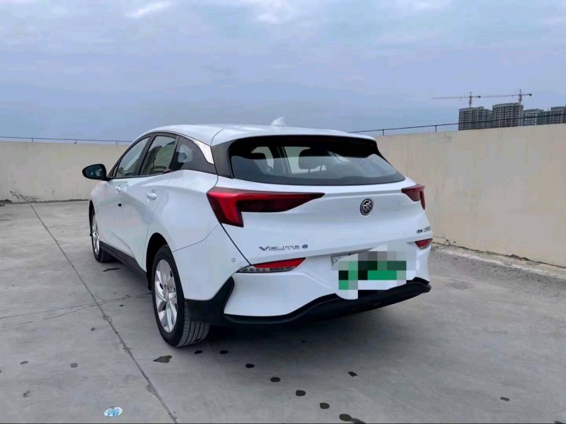 成都24年别克微蓝5