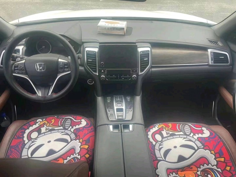 邯郸18年本田URV8