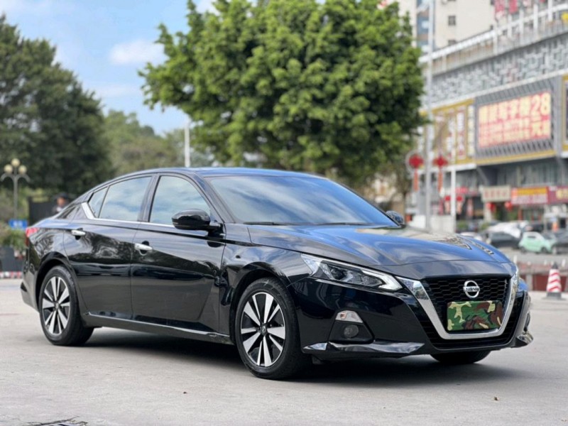 东莞23年日产天籁2