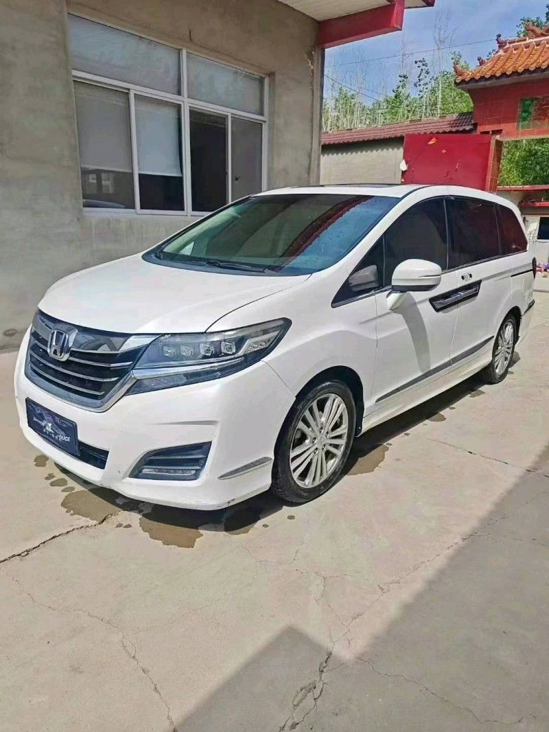 保定18年本田艾力绅2