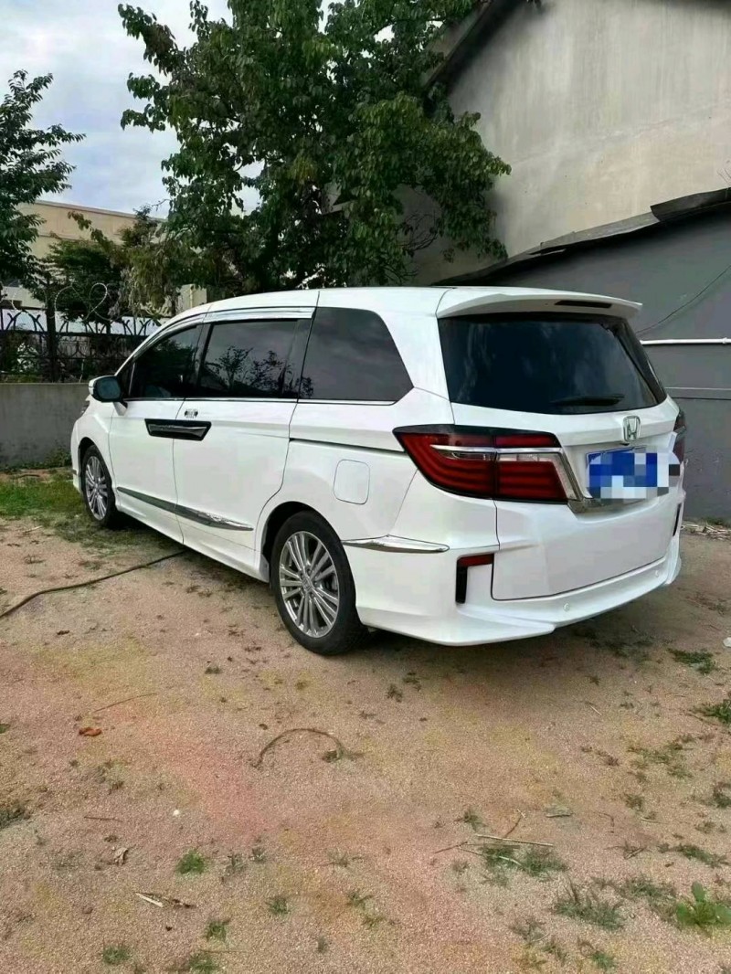 东营19年本田艾力绅5