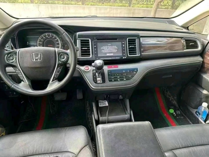 东营19年本田艾力绅7