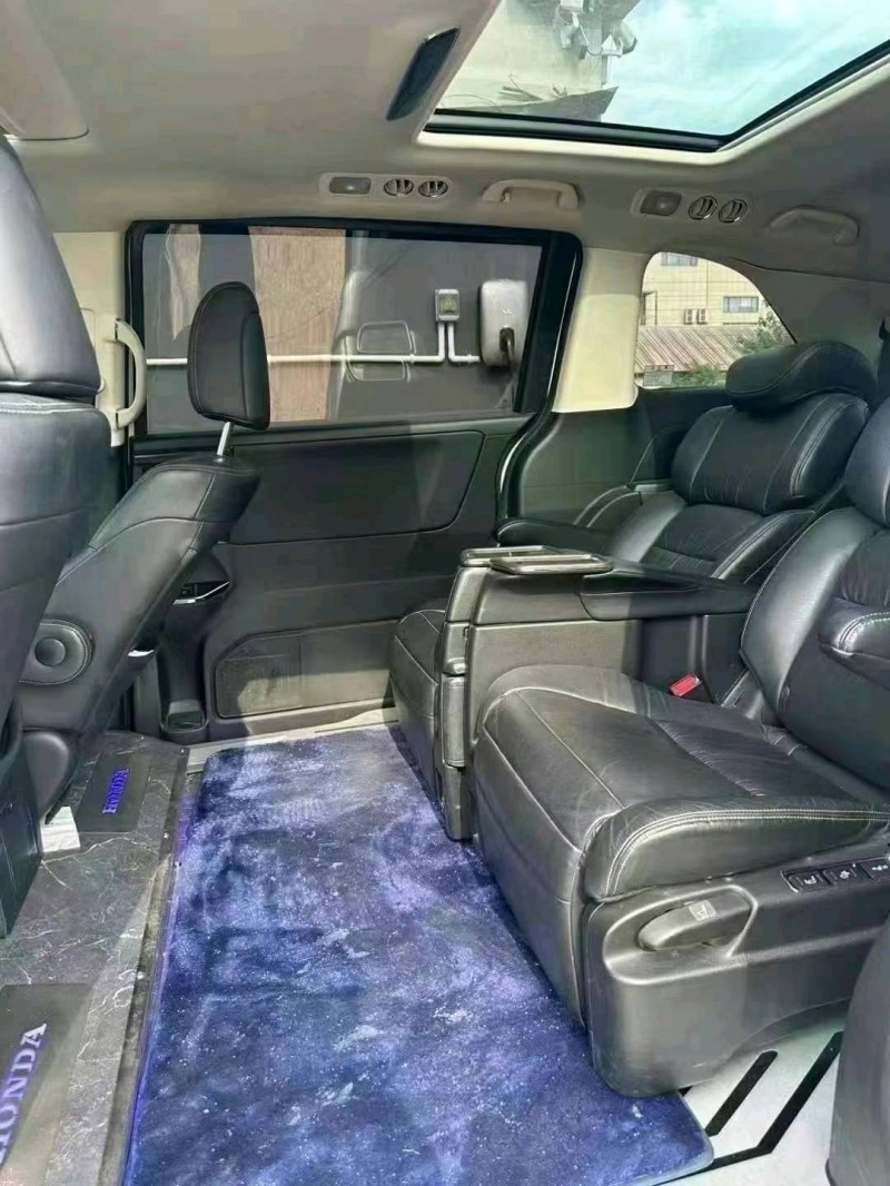 东营19年本田艾力绅8