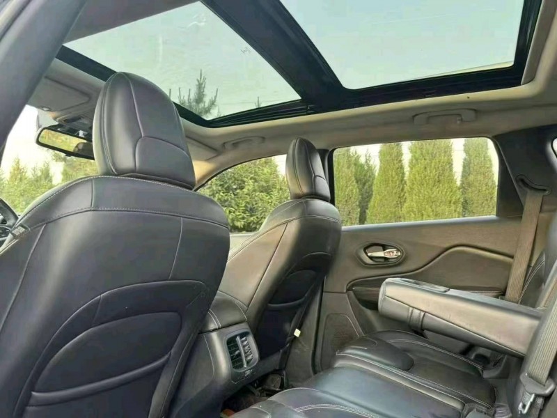 东营16年Jeep自由光7