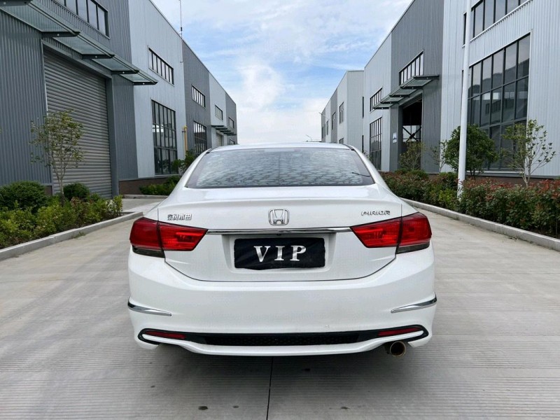 徐州16年本田思铂睿9