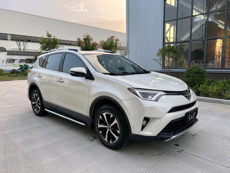 徐州18年丰田RAV4荣放3