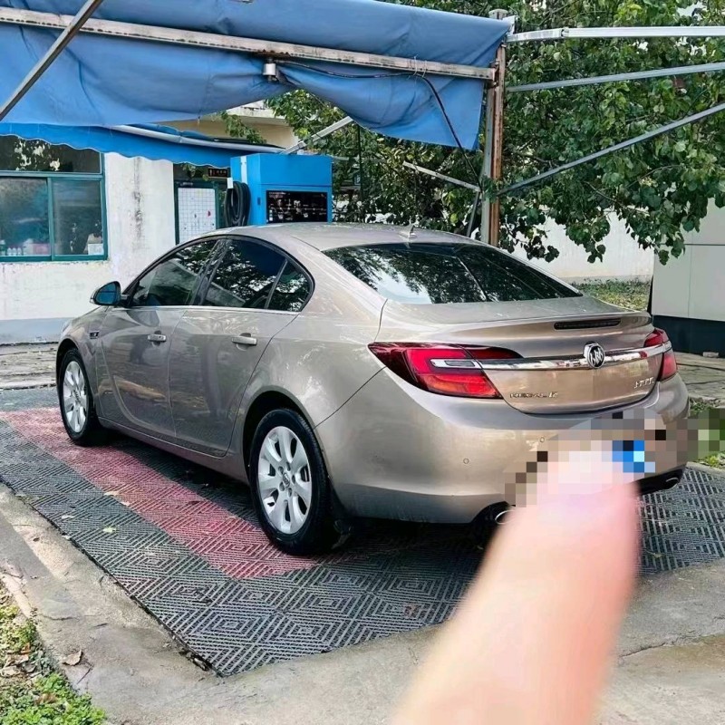 聊城14年别克君威8