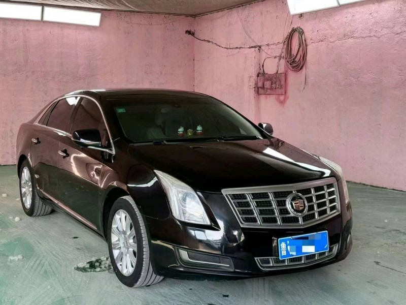 济南14年凯迪拉克XTS3