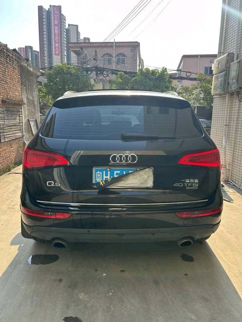 中山16年奥迪Q57