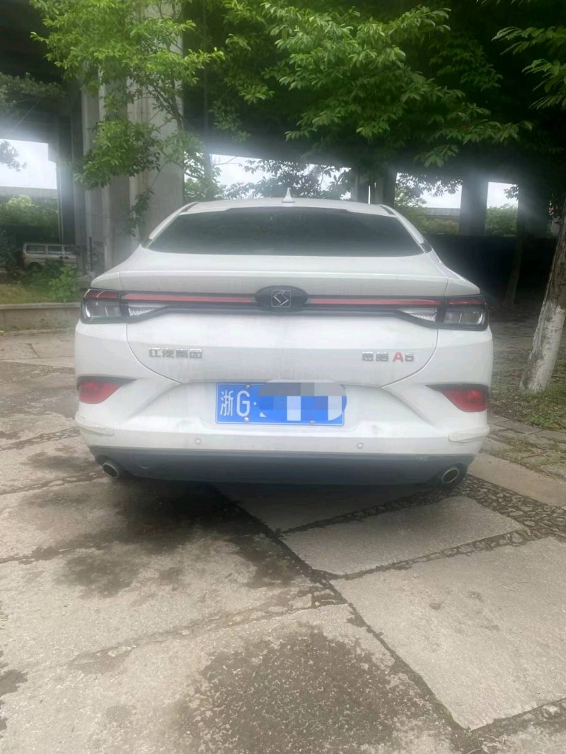 寧波23年江淮思皓5