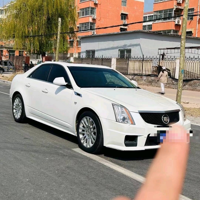 聊城12年凯迪拉克CTS7