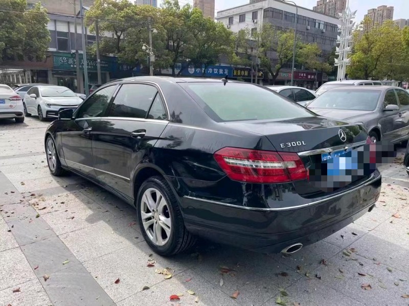 常州12年奔驰E7