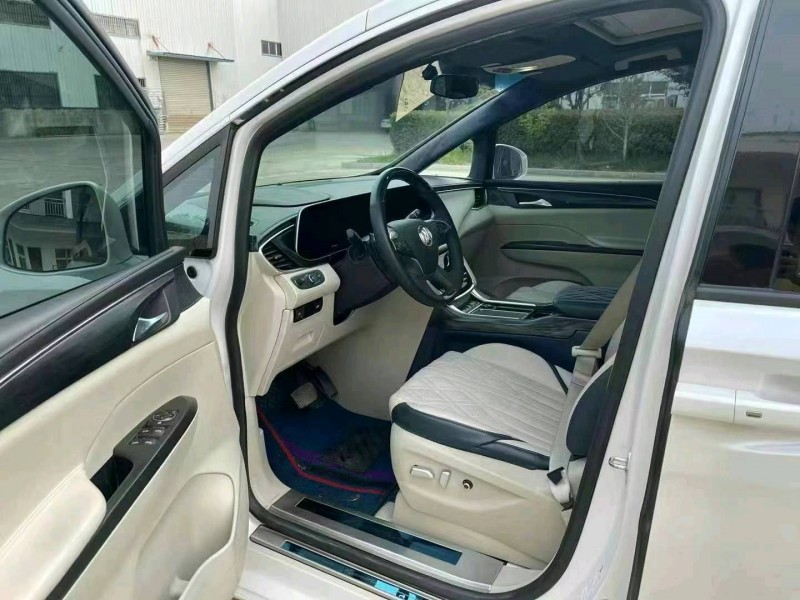 徐州21年别克GL83