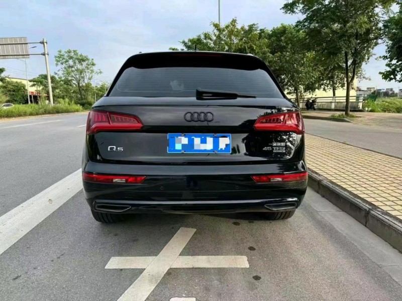 常州20年奥迪Q56
