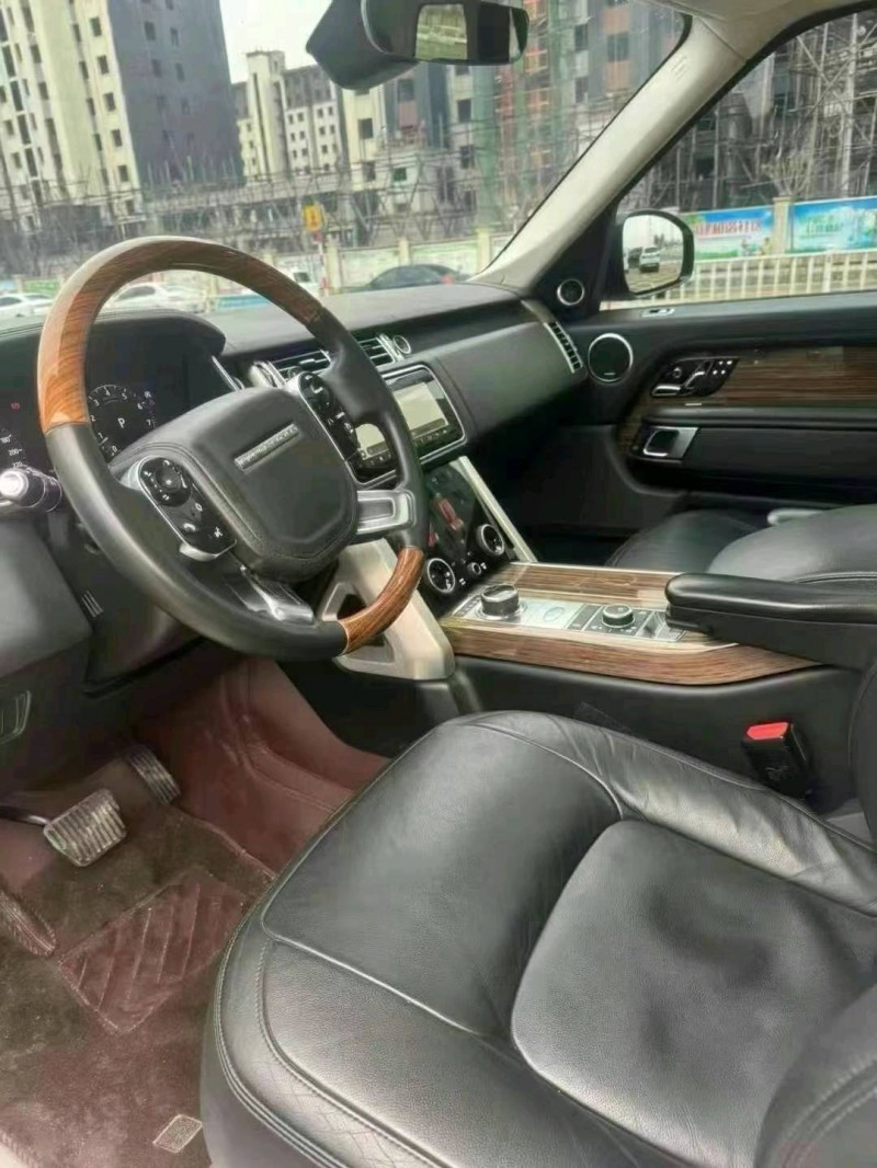 邢台19年路虎揽胜行政4