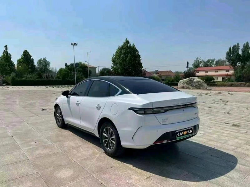 邢台24年比亚迪驱逐舰7