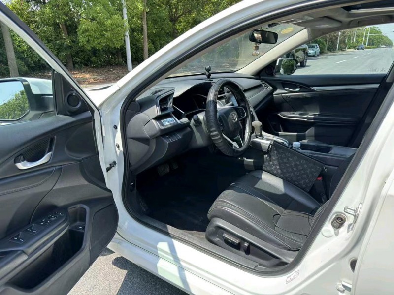 徐州17年本田思域6