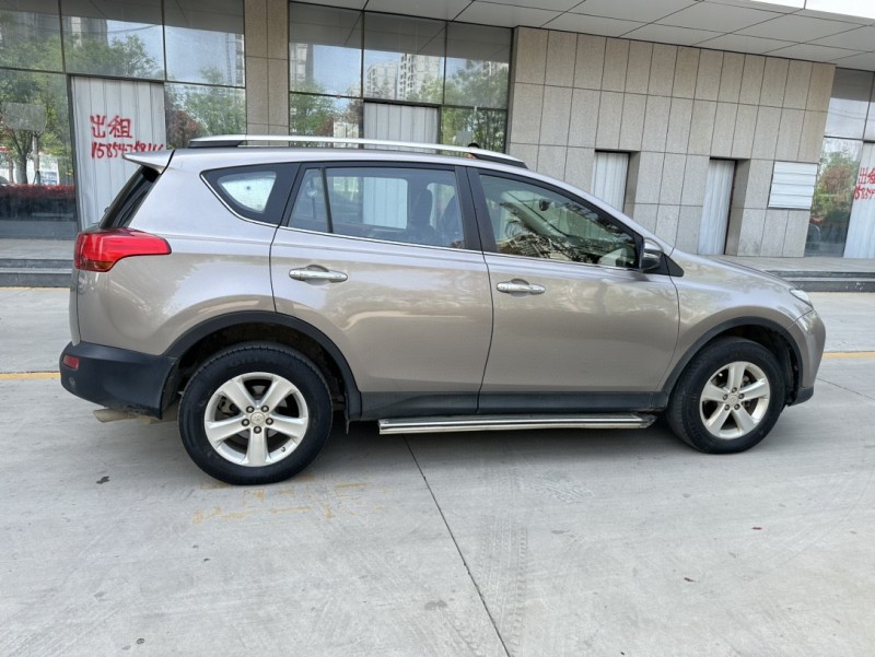 济宁14年丰田RAV4荣放4