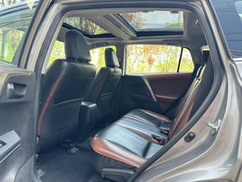 济宁14年丰田RAV4荣放8
