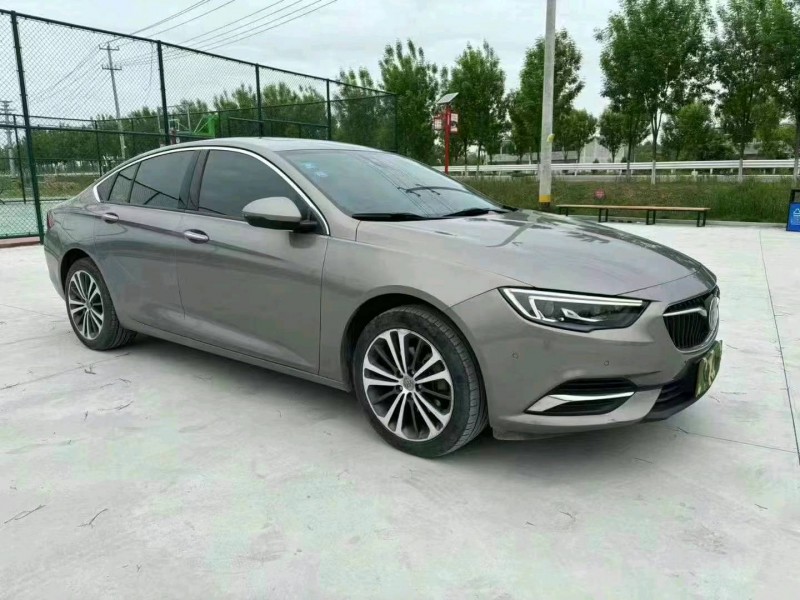 徐州18年别克君威3