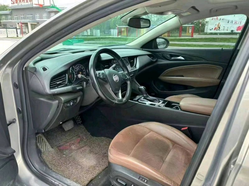 徐州18年别克君威6