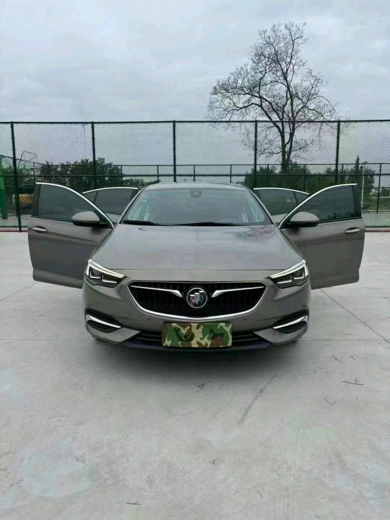 徐州18年别克君威8