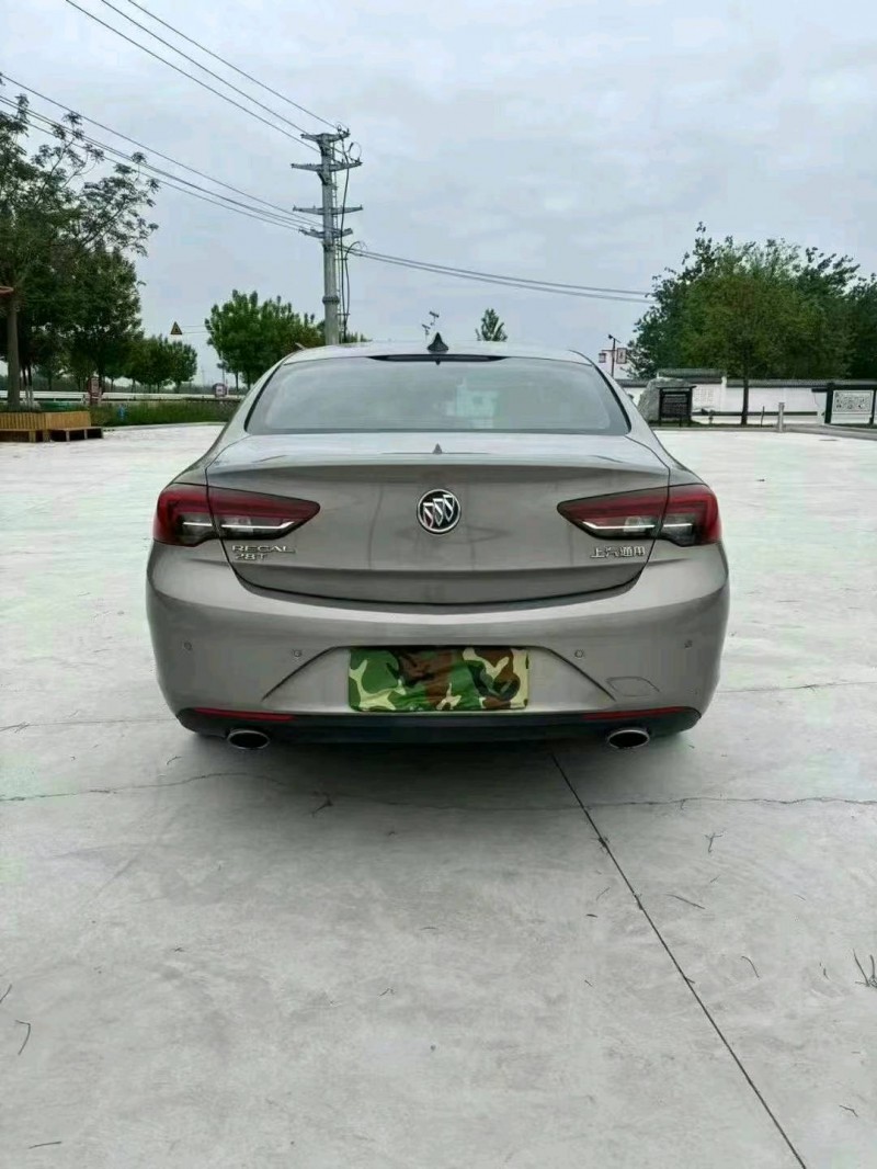 徐州18年别克君威9