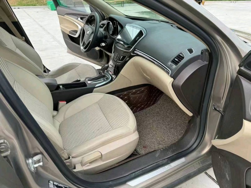 徐州17年别克君威4