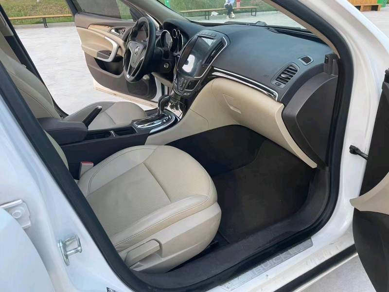 徐州16年别克君威4