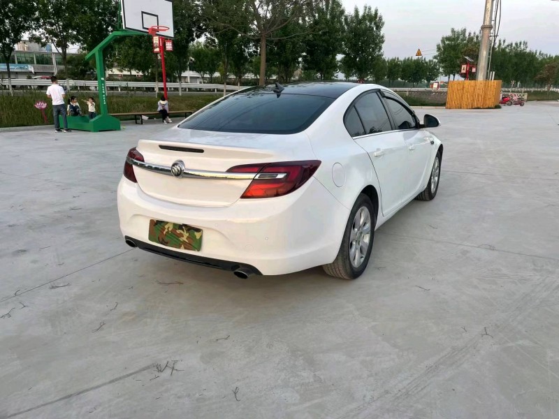 徐州16年别克君威8