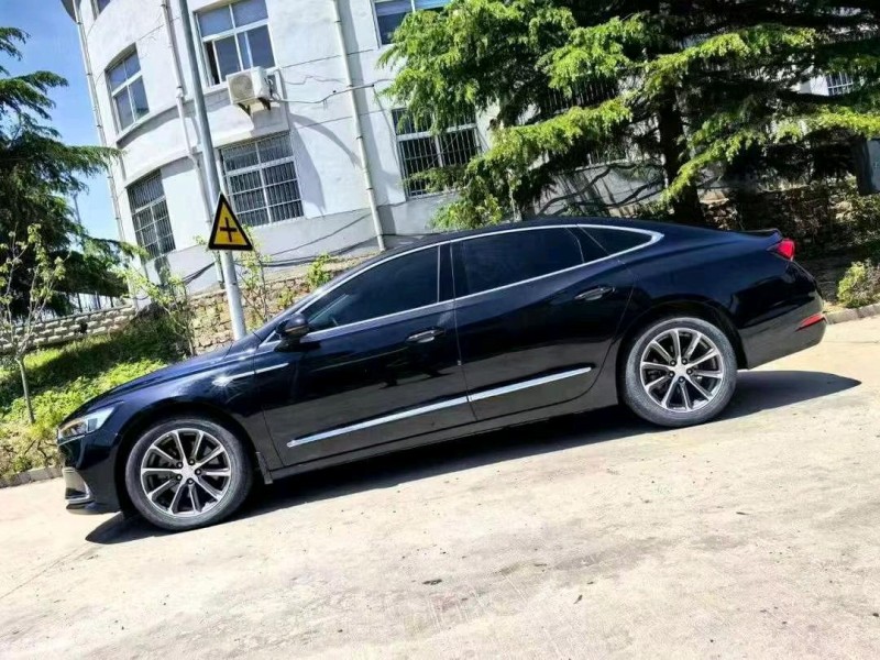 枣庄22年别克君越3