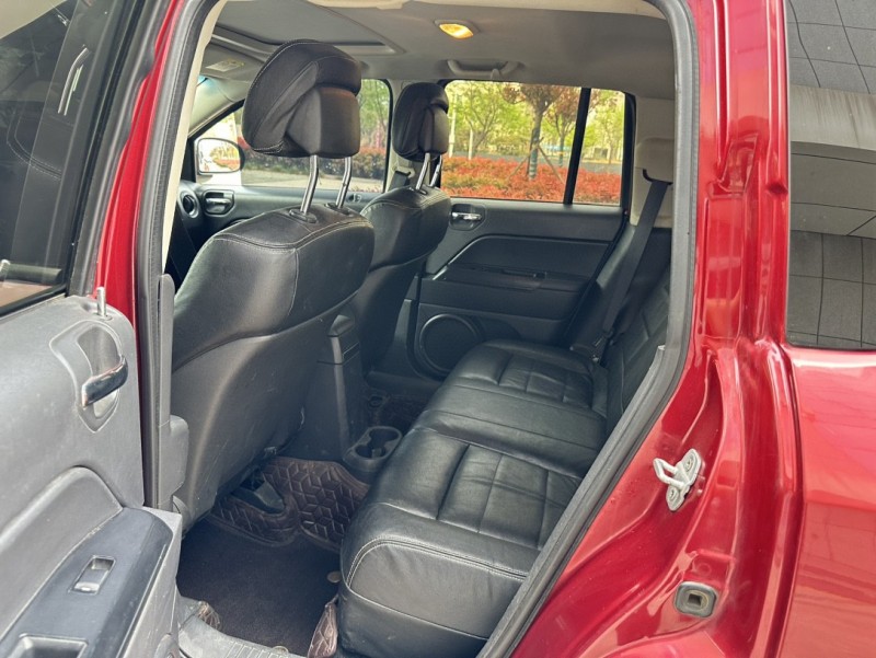 济宁13年Jeep指南者6