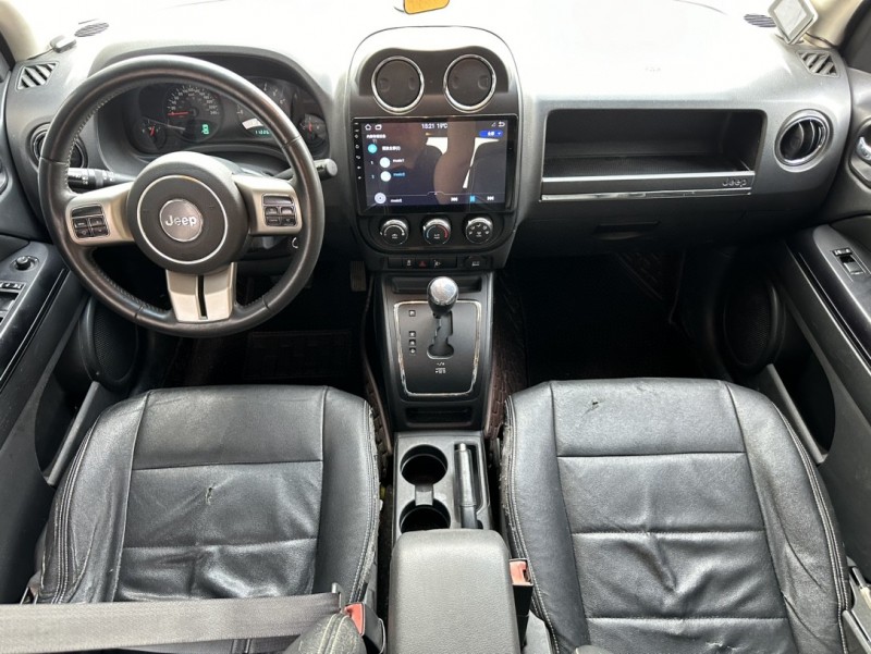 济宁13年Jeep指南者7