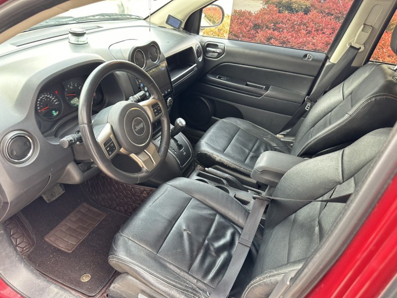 济宁13年Jeep指南者8