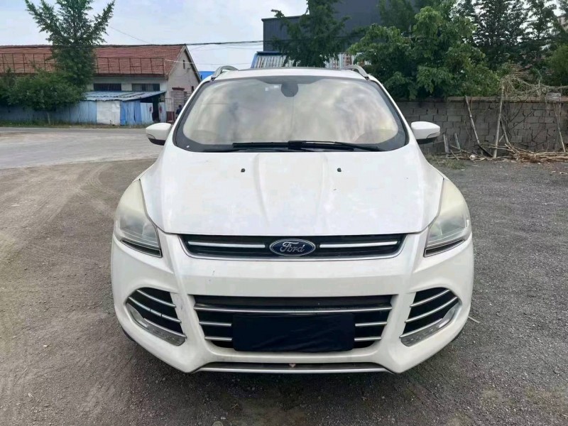 济宁14年福特翼虎1