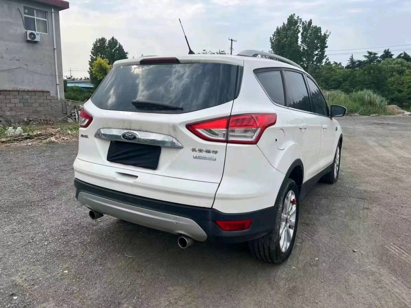 济宁14年福特翼虎4