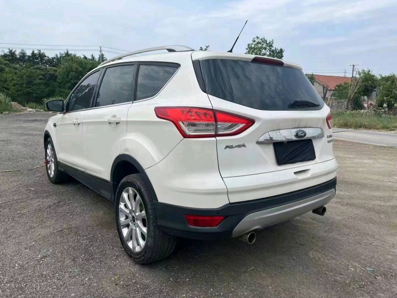 济宁14年福特翼虎7