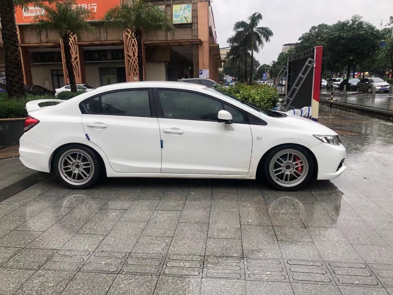 佛山14年本田思域3