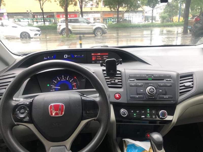 佛山14年本田思域7