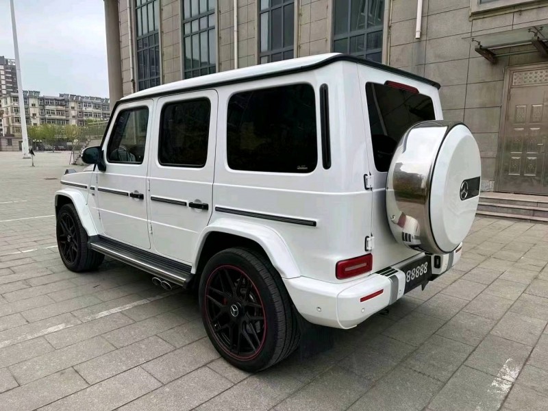 东营19年奔驰G6